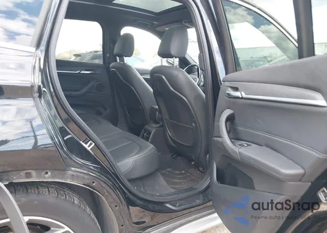 2018 BMW X1 xDrive28I из США, поврежденный, VIN WBXHT3C35J3H30459